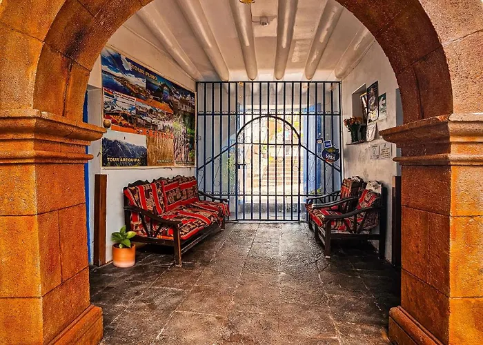 Euro's De San Blas Pensión 3*